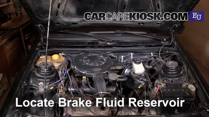 1996 Ford Fiesta Magic 1.3L 4 Cyl. Brake Fluid Check Fluid Level